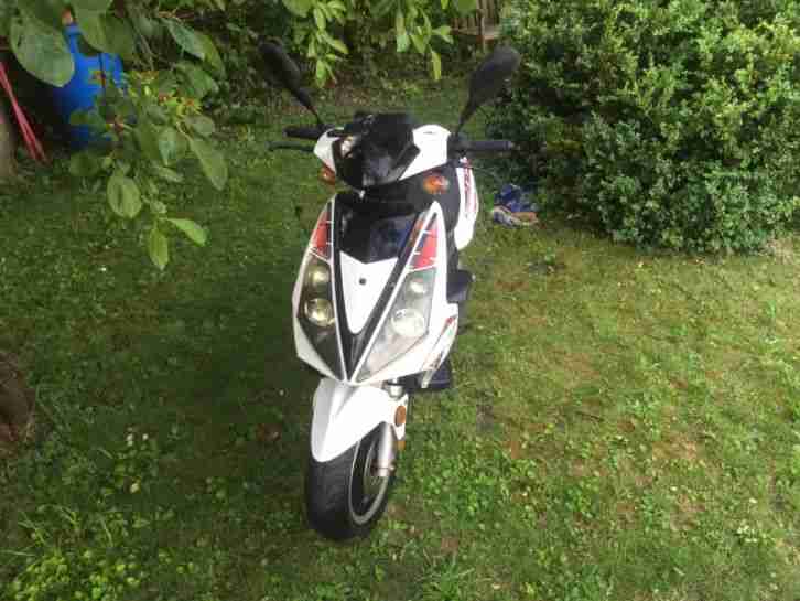 1 Roller Explorer Race GT 50 Und 1 Mokick Solo MK 40