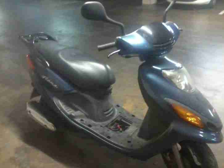 125 er Roller MBK Yamaha Flame,Bj.2001, 26.000 KM, 2. Hand, TÜV nach Absprache
