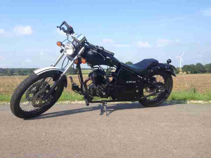 125ccm Custombike / Chopper aus Amerika EZ 06/15 ( keine Harley )