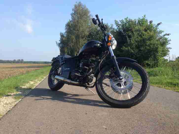 125ccm Custombike / Chopper aus Amerika EZ 06/15 ( keine Harley )
