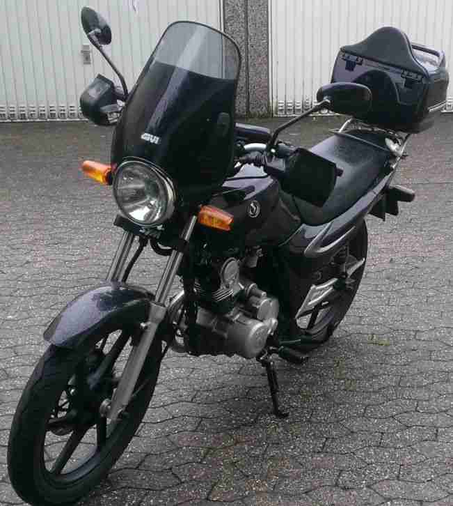 125er Motorad Chopper SYM XS125-K schwarz