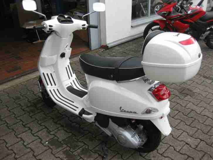 125er i.e.3V Vespa 2 Jahre alt