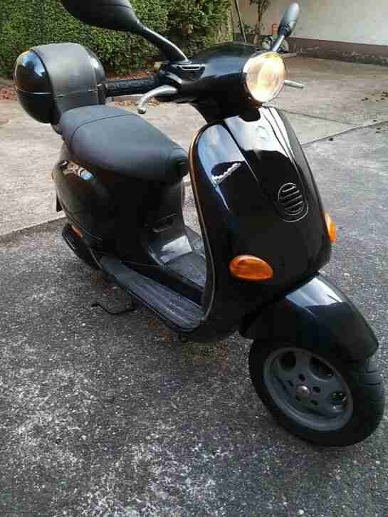 Piaggio Vespa ET4 125