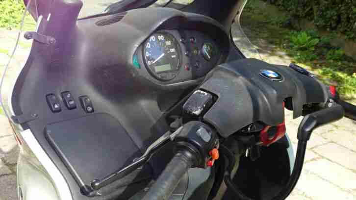 bmw c1 125 Roller weiss TÜV neu und bmw c1 125 Roller rot zerlegt