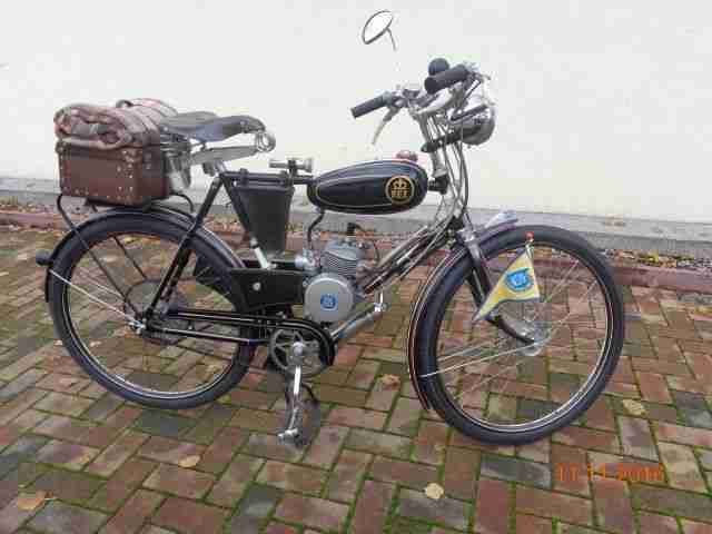 1970 PIAGGIO VESPA 90 SS REPLICA – SHOW STANDARD !!!