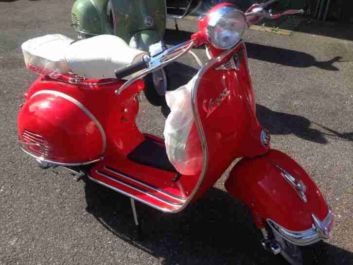 1A RESTAURIERTE VESPA,PIAGGIO IM FARO BASSO STYLE, 150 CC