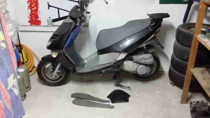 2 Aprilia 125 Leonardo Bastlerfahrzeuge