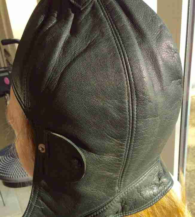 2 OLDTIMER LEDERKAPPEN für Motorrad oder Cabrio Gr. 56 Kopf, grün & blau