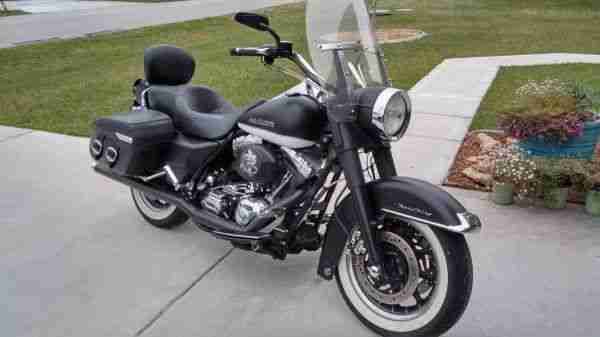 2004 Harley Davidson Roadking (Price incl.verschiffung,Zoll,Steuern)