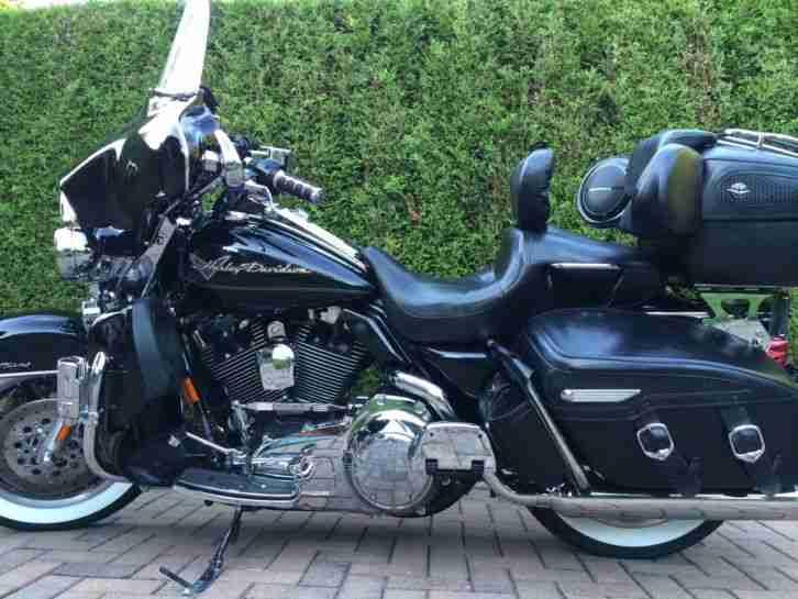 2008 Harley Davidson Road King Classic FLHRCI