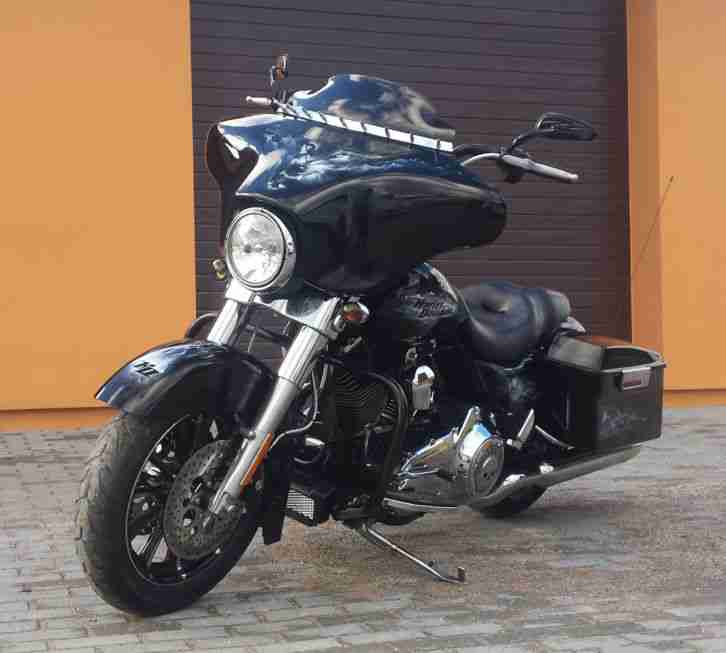 2011 Harley Davidson FLHX Street Glide with ABS