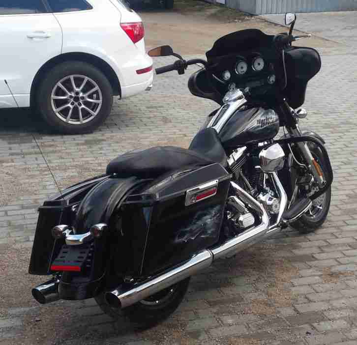 2011 Harley Davidson FLHX Street Glide with ABS