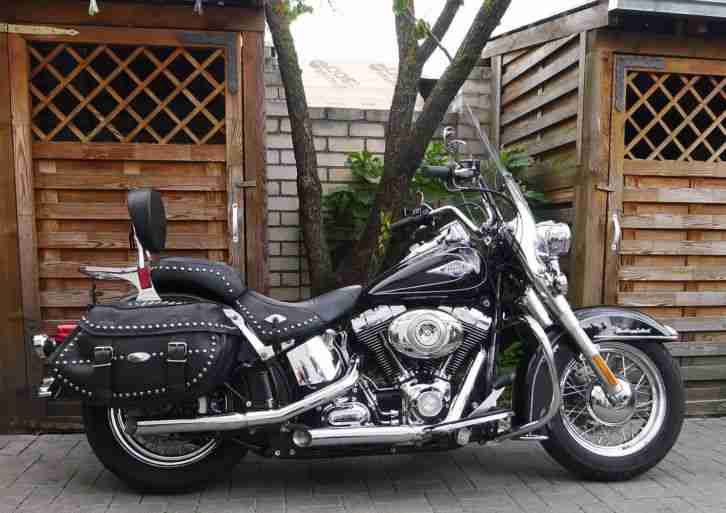 2011 Harley Davidson FLSTC Heritage Softail with ABS