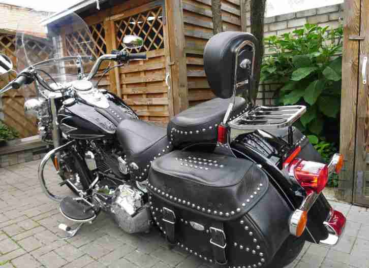 2011 Harley Davidson FLSTC Heritage Softail with ABS