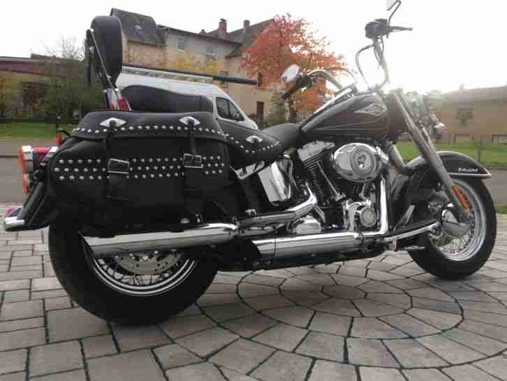 2011 Harley - Davidson FLSTCI Softail Heritage