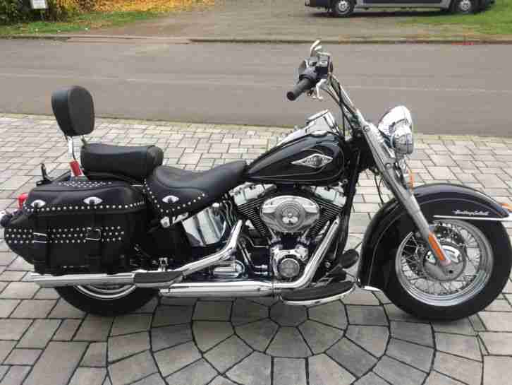 2011 Harley - Davidson FLSTCI Softail Heritage