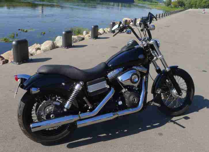 2011 Harley Davidson FXDB Dyna ® Street Bob ® Dark Custom ™