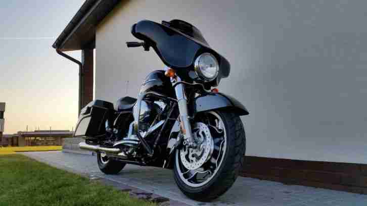 2012 Harley Davidson FLHX Street Glide black