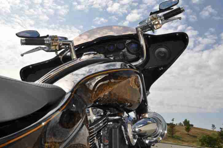 2012 Harley Davidson New Style Bagger ®BOMBA® Screamin Eagle 120R with 7 gearbox