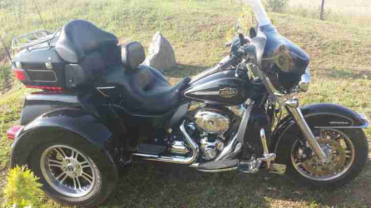  2013 Harley Davidson FLHTCUTG TRI GLIDE ULTRA CLASSIC - with Germany papers