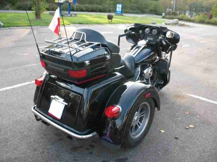 2013 Harley-Davidson FLHTCUTG Tri Glide Ultra Classic