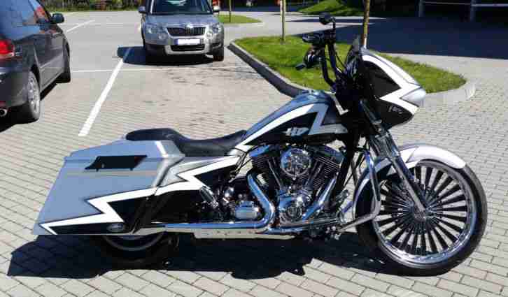 2013 Harley Davidson FLHX FLTRU New Style