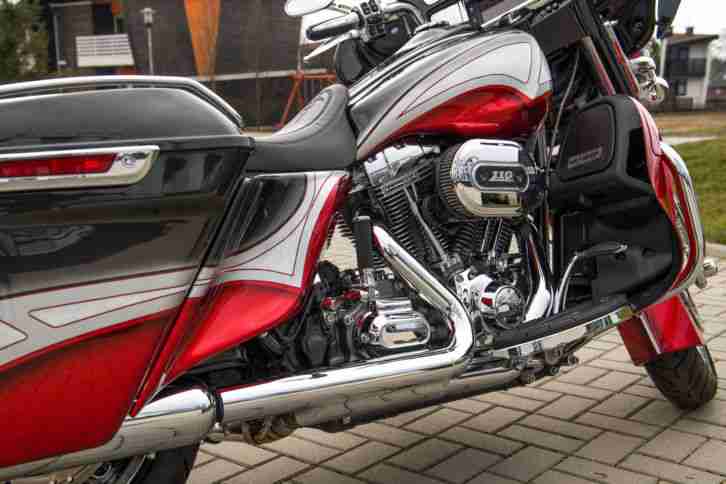 2014 Harley Davidson FLHTKSE CVO Limited
