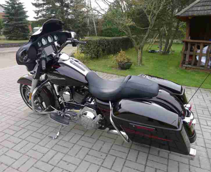 2014 Harley Davidson FLHXS Street Glide Special