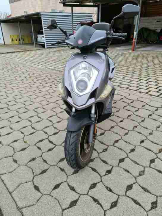 Roller 50 ccm
