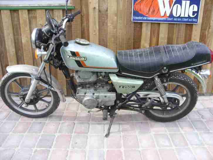 2x Kawasaki Z 250 an Bastler