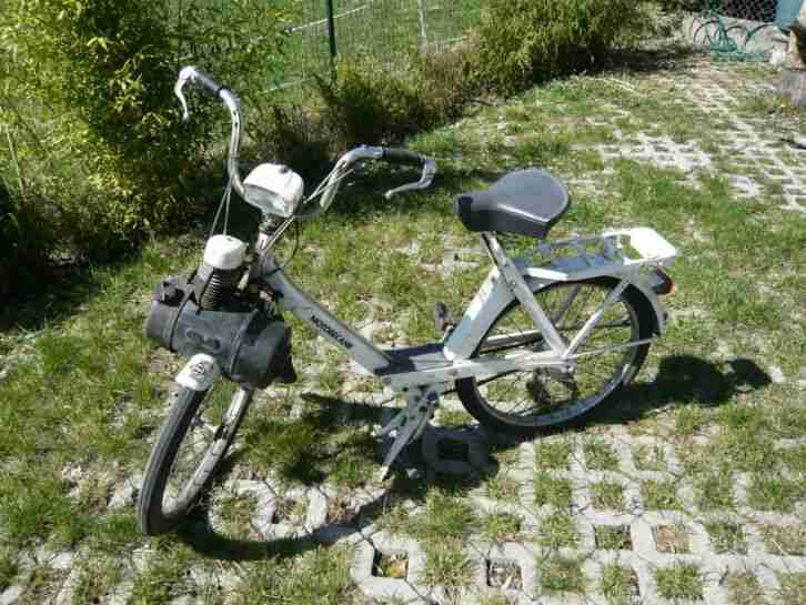 3 Velo Solex, 2x schwarz 1975/66, 1x weiß 1988, nicht fahrbereit