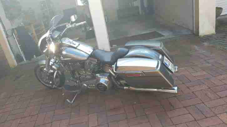 Harley Davidson Custom Bike Streetglide Style/Look