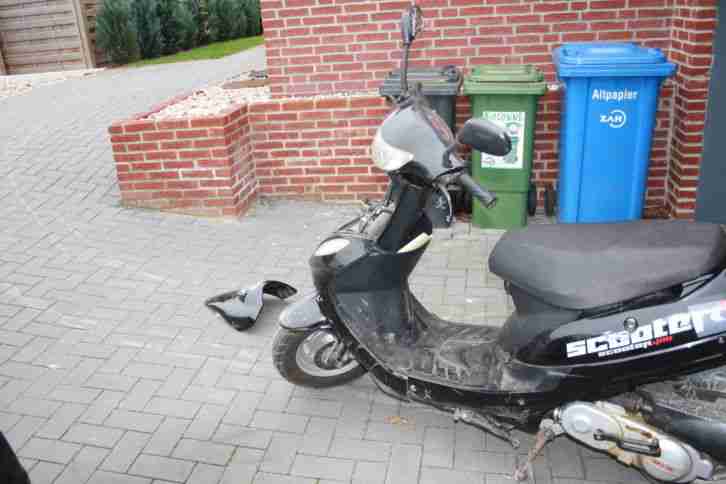 50er Roller Rs 400 Optische Mängel nach Diebstahl