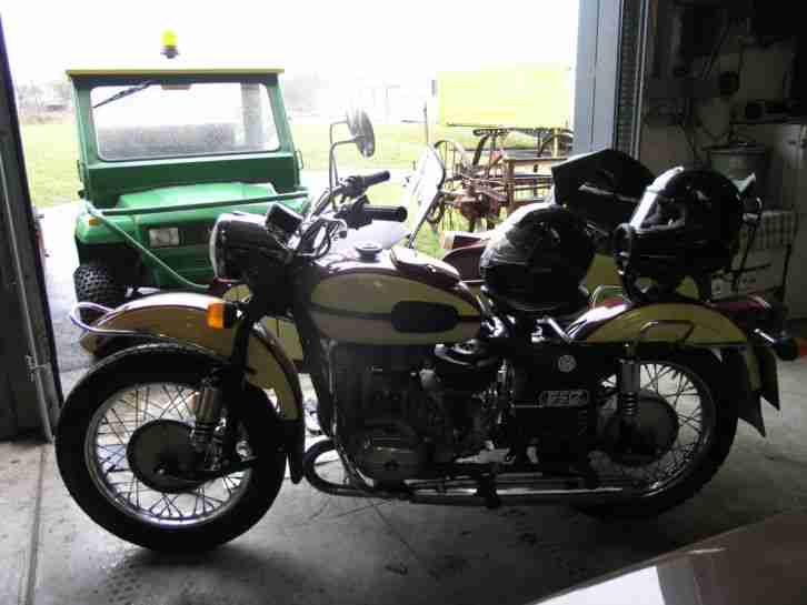 650 URAL GESPANN BEIWAGEN ANTRIEB TOURIST DE LUXE MOTORRAD RUSSENGESPANN KRAD