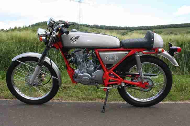 ACE 125 von Skyteam , Retro Design nie zugelassen Modell 2012