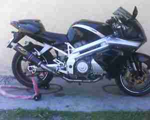 Aprilia 1000
