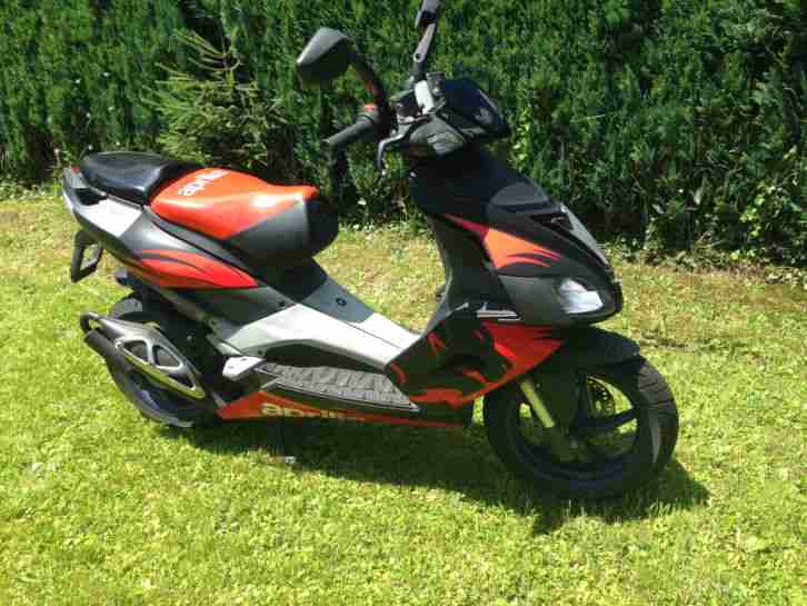 APRILIA SR50R FACTORY*ROLLER*EINSPRITZER*REPARATURBEDÜRFTIG*