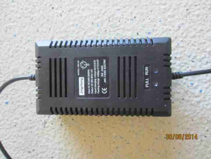 ATV Quad / TOX MOTO Mini Quad / Elektonik / Ladegerät / für Kinder / 36V