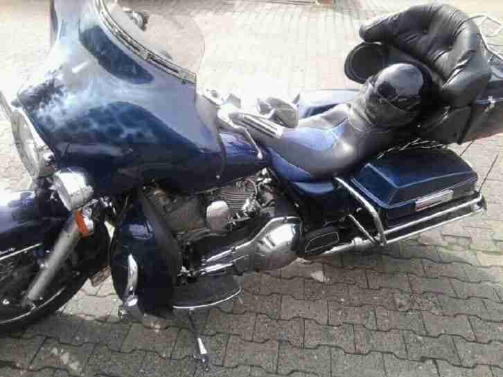 AUS KRANKHEITS GRÜNDEN ZU VERKAUFEN HARLEY E-GLIDE BJ:07/11 MOTOR S&S TYp 110