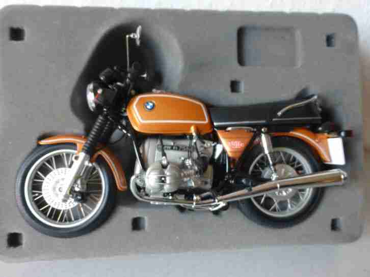 Achtung:Schuco Motorradmodel BMW