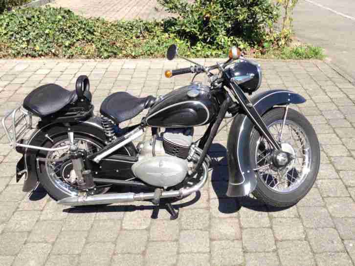 Adler M 200