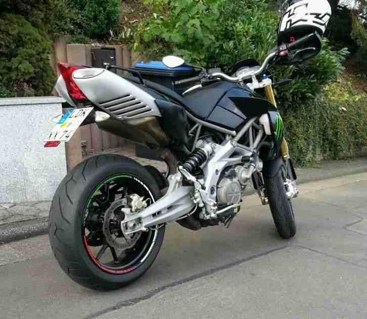 Aprilia Dorsoduro SMV 750