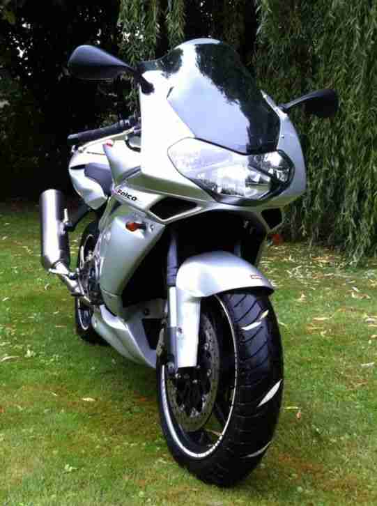 Aprilia Falco SL 1000, sehr wenig gelaufen, top gepflegt, 1A Zustand