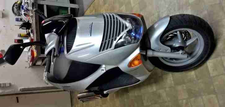 Aprilia Leonardo 150