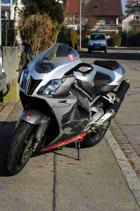 Aprilia Mille RSV Tuono, wenig gefahren