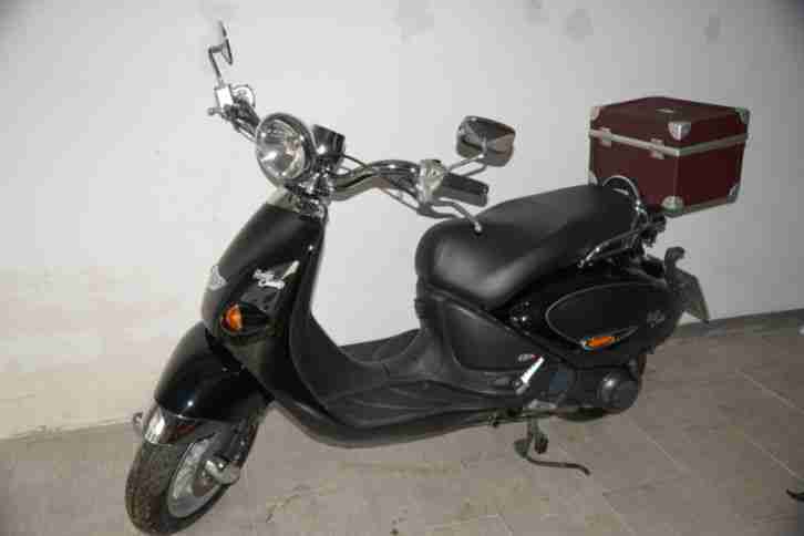 Aprilia Mojito 125 mit Zubehör TOP Zustand 1. Hand und Garagenfahrzeug