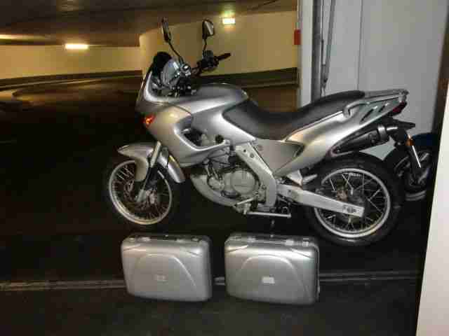 Pegaso 650 Cube Garda ML BJ. 2000 an