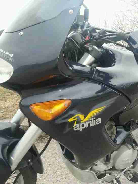 Aprilia Pegaso 650 ML silber/blau neues Modell Bj 97