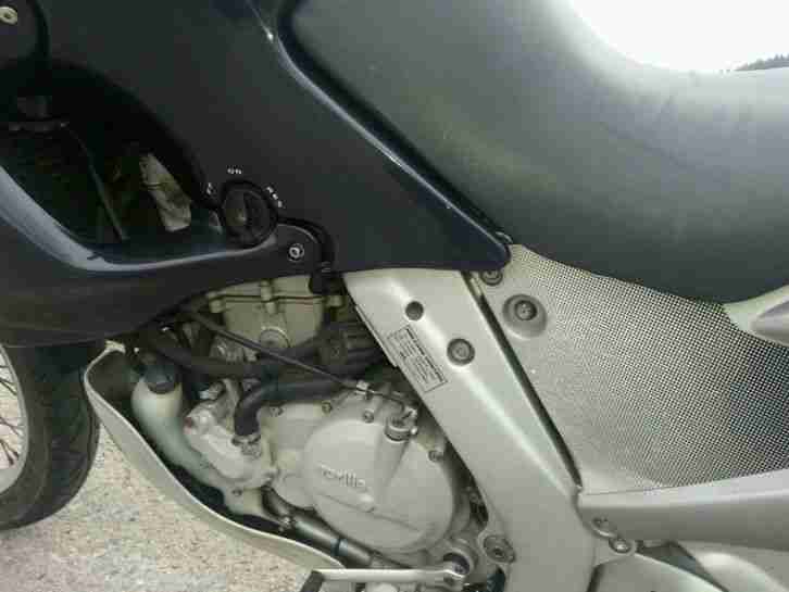 Aprilia Pegaso 650 ML silber/blau neues Modell Bj 97