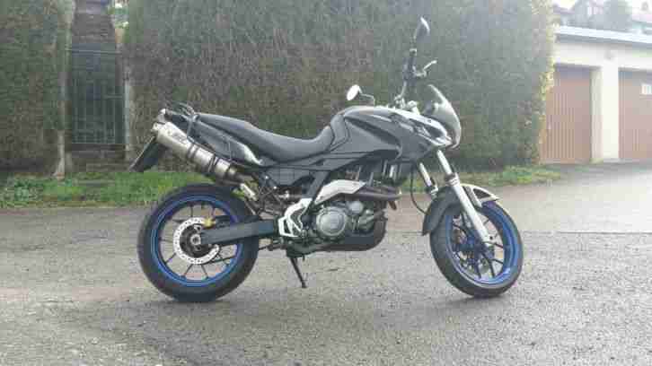 Aprilia Pegaso Strada 650 mit Seitentaschen TÜV NEU 48 PS 35 KW Motorrad A2
